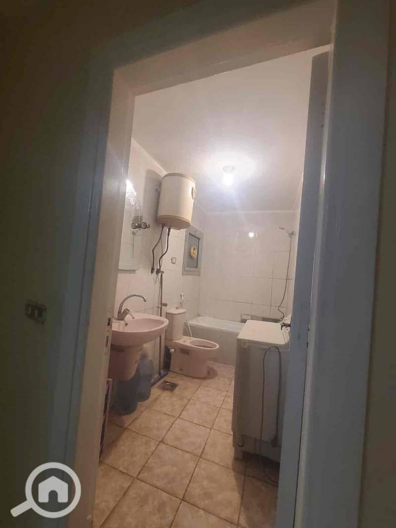 8 a253fb85-ecbf-4f86-8d47-dc2282f5db9a. jpg