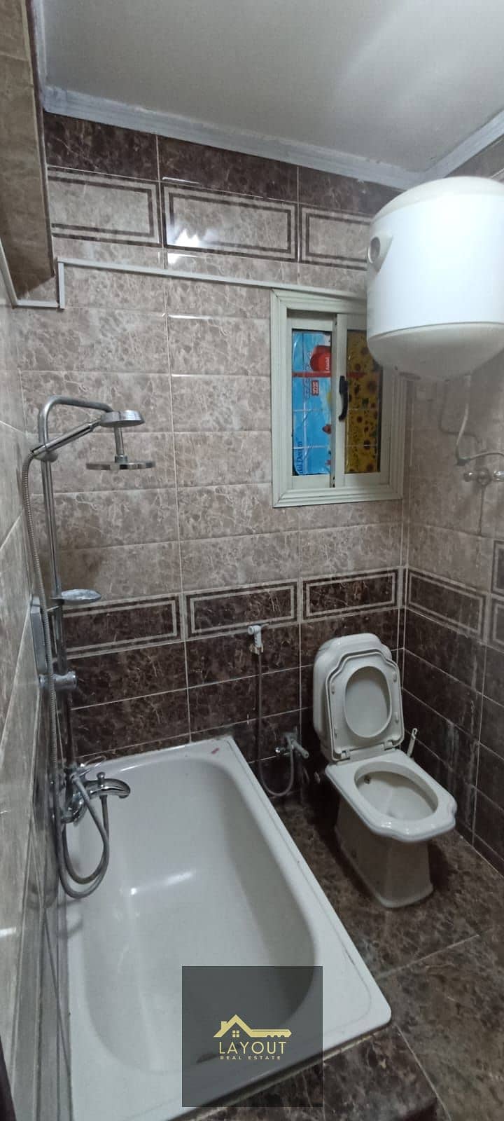 3 5df281ca-472d-43ed-9e60-2de47e10af5b. jpg