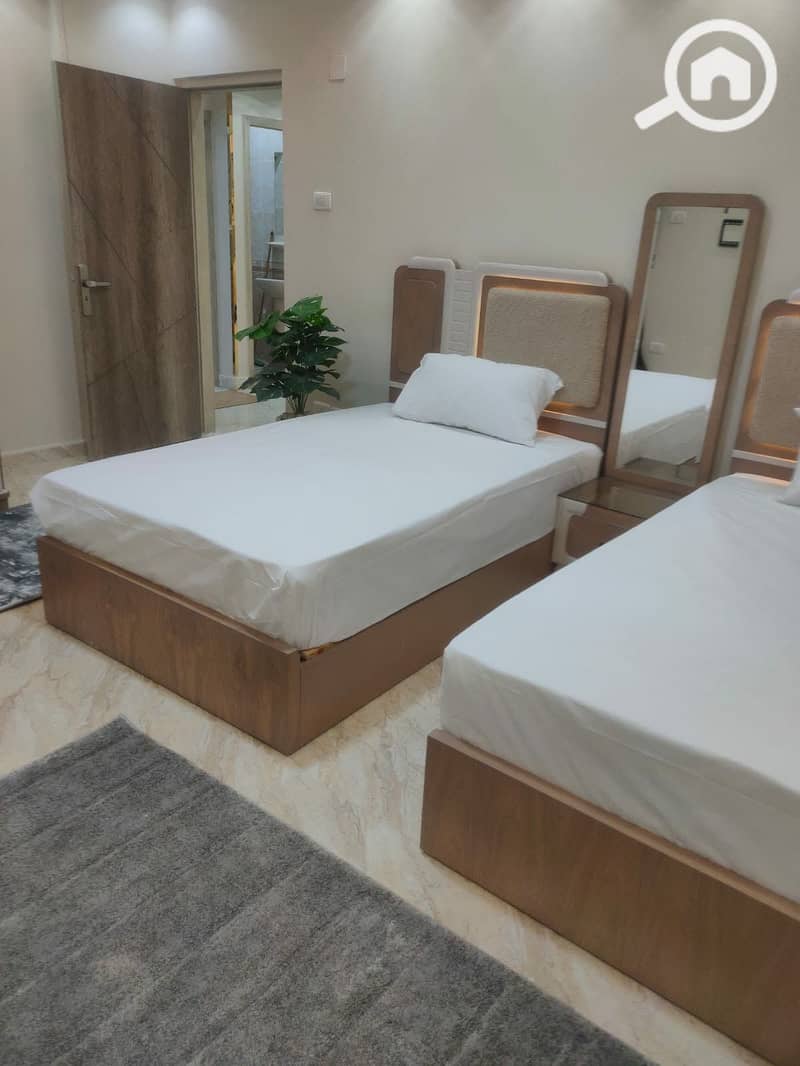 12 Messenger_creation_BBA11F03-58F9-4CF8-87E8-4790FDB0C39C. jpeg