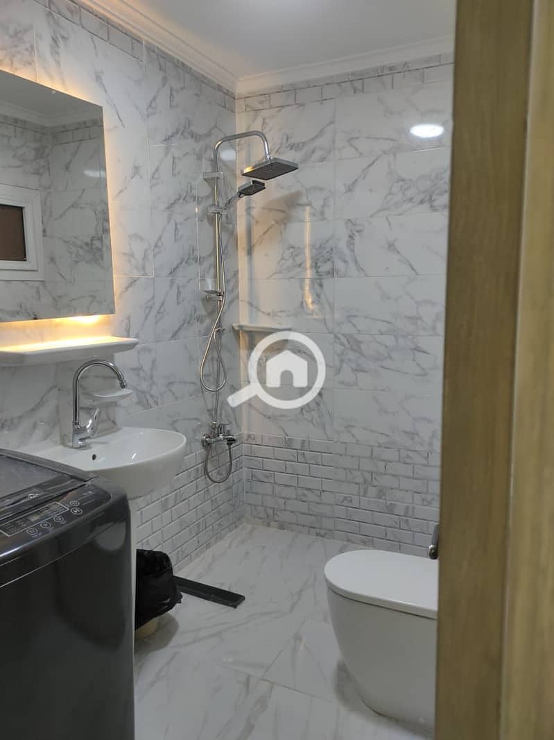 16 Messenger_creation_EFD58A2D-2FFF-418C-B150-1EE59D8ED256. jpeg