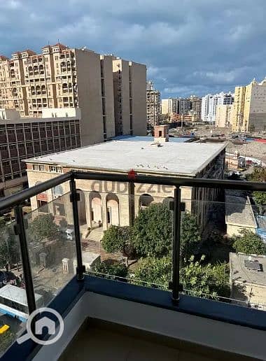 شقة 3 غرف نوم للايجار في سموحة، الإسكندرية - 3. png