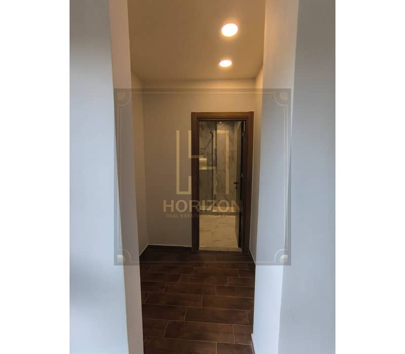 8 WhatsApp Image 2026-01-07 at 1.16. 41 AM (1). jpg