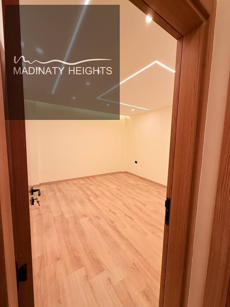 12 WhatsApp Image 20666626-01-15 at 6.24. 59 PM. jpeg