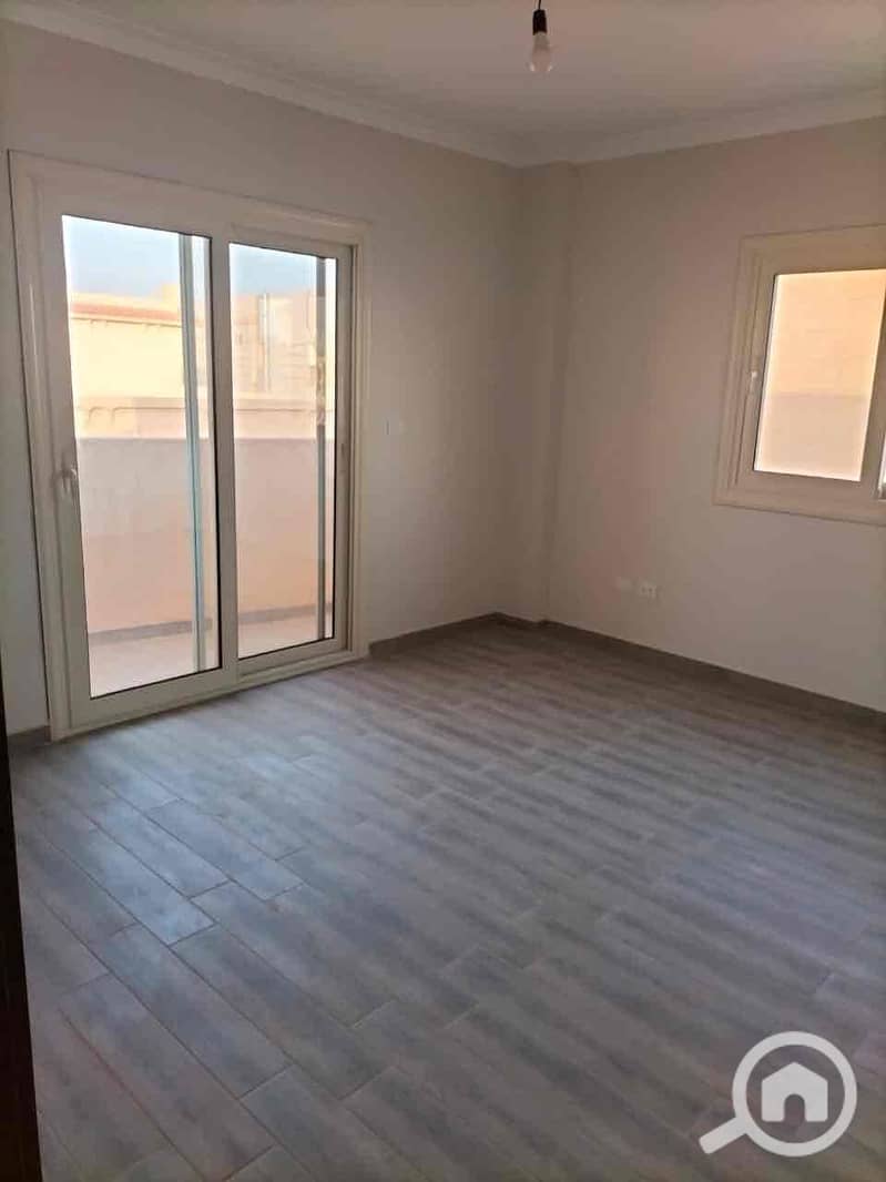 13 313a48b2-a528-4cb3-8818-10fc54e60b27. jpg