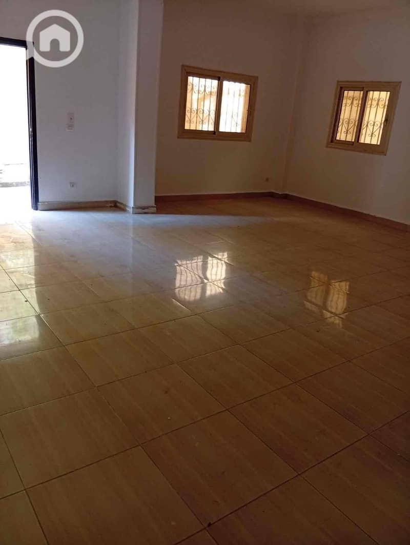 2 b8d60b8e-65ef-4ff2-94c8-255330b73c14. jpg