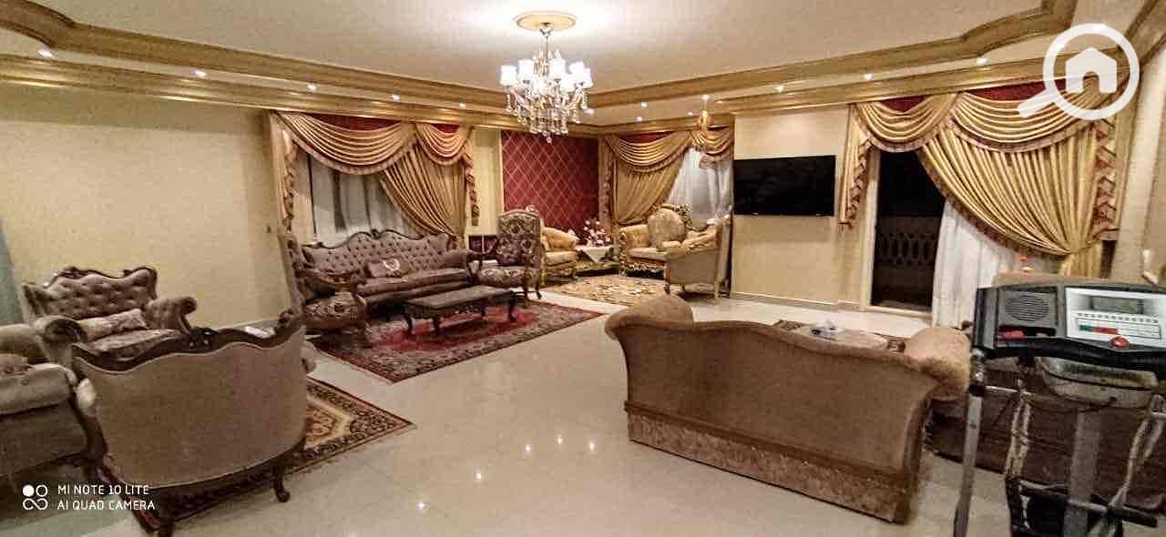 4 523bfc90-2a8e-4ec5-a001-f96252de62ee. jpg