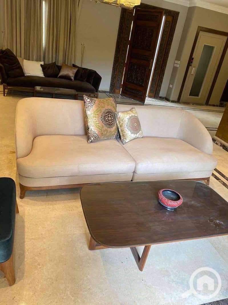 5 260b48e3-2a88-4473-83df-e59f3d64960b. jpg