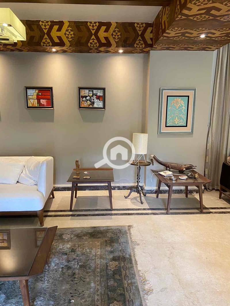 6 f8608a9a-9d05-4576-92c9-af86a8fff074. jpg