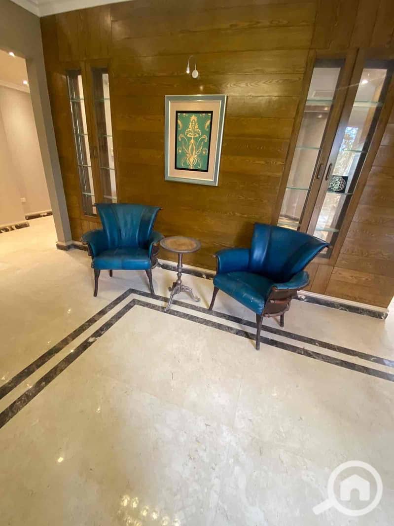 9 7f7051b3-4a40-4333-b0ae-161c5bd67a09. jpg