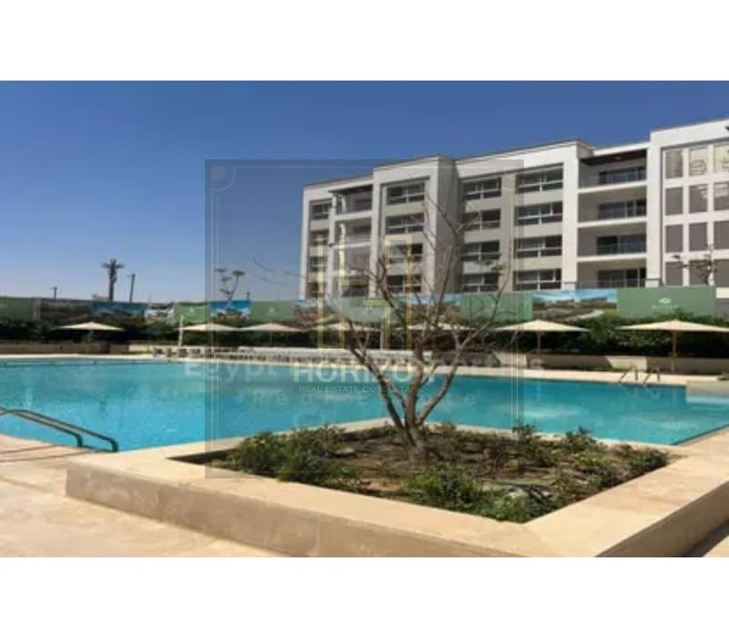 3 8270528-a9063o. jpg