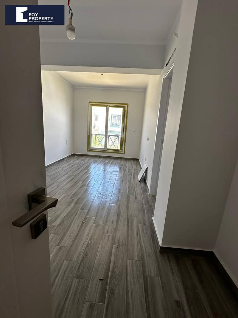 8 _files_1822ca55-8802-46a4-9ef4-37d124ca3c06. jpg