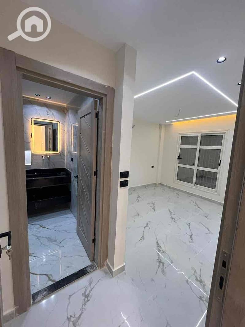 3 4eb72c61-b7ca-45e7-ac87-0b2309434fd1. jpg