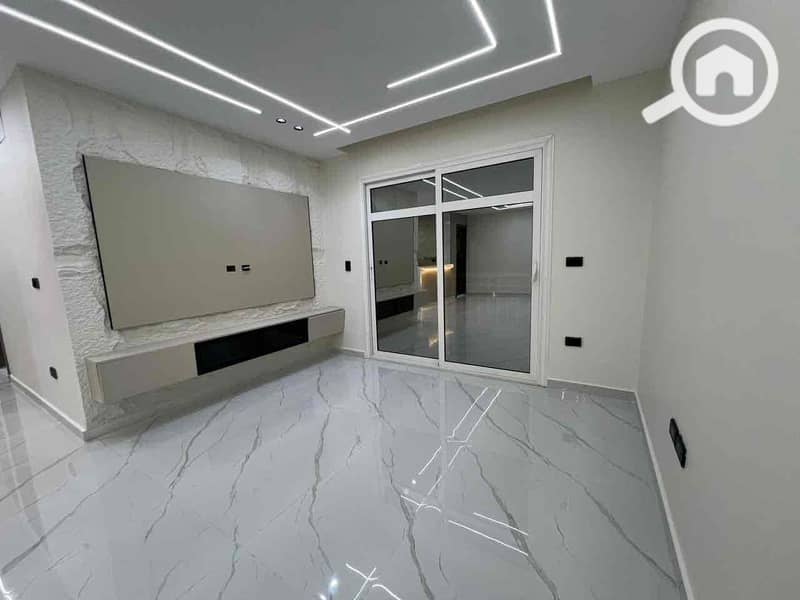 7 d6522df7-9afe-4d27-8ae4-f17652d5c04a. jpg