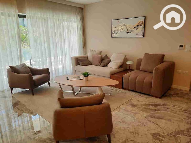 1000580343. jpg 1000580343. jpg