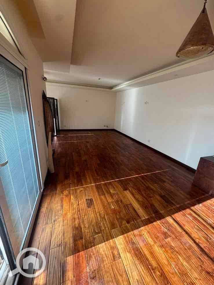 3 9f2e8b0f-ba94-4b57-b0ff-62fae8dac516. jpg