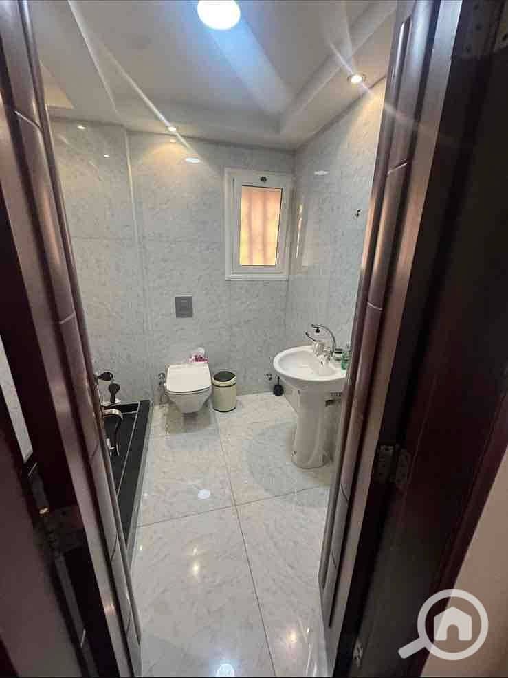 4 6f4b0e17-5065-4878-9d1b-58c51aa1eb93. jpg