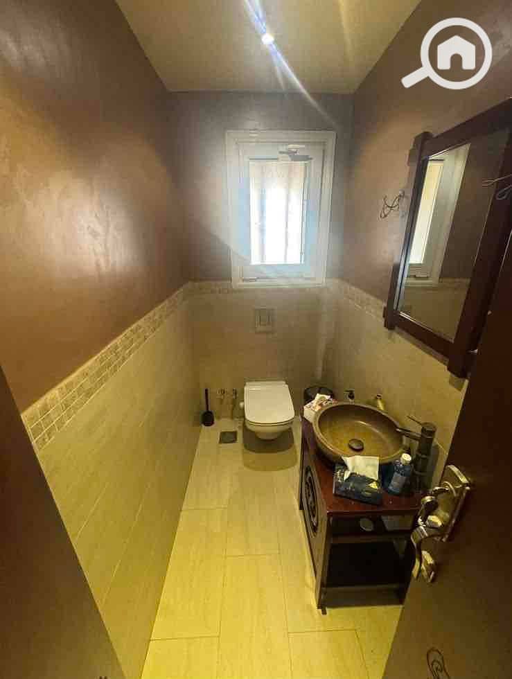 6 47cb669f-c09d-480f-bd75-c5960285a34a. jpg