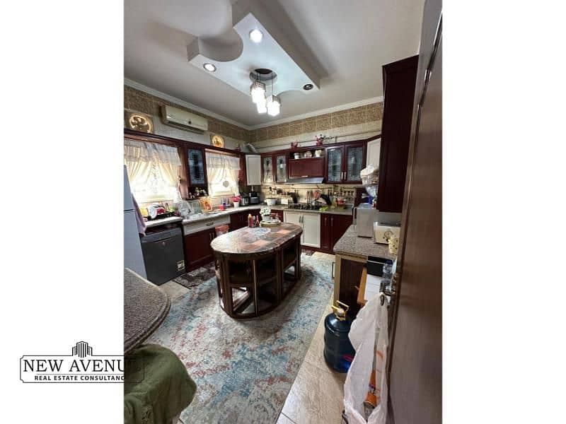 6 d6891d30-bf6a-45ab-80c6-d8e158dc48b0. jpg