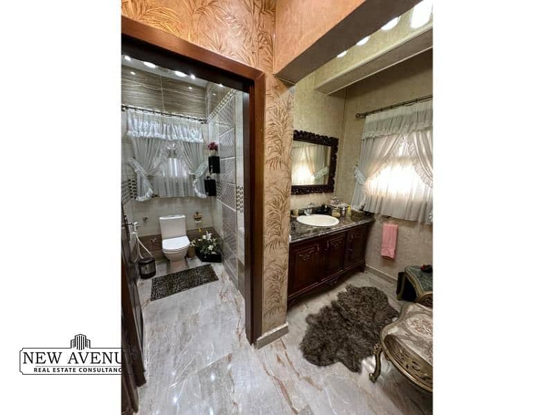 8 bc02913e-a99e-440c-b2bd-9e02041cd182. jpg