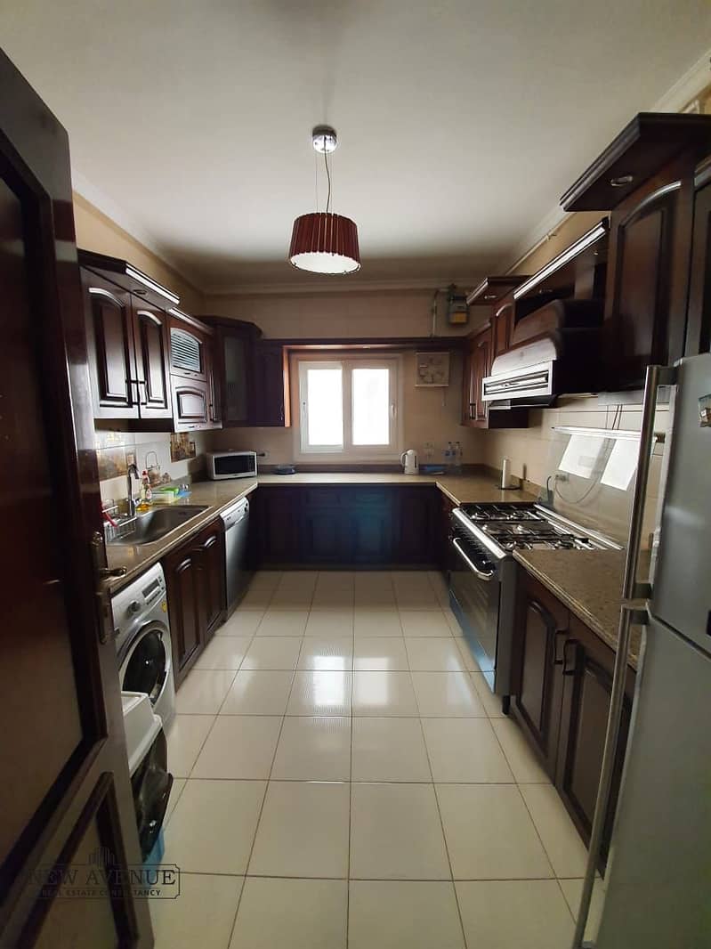 2 2dd75d0b-3cf6-422b-84ab-447b94c766b3. jpg