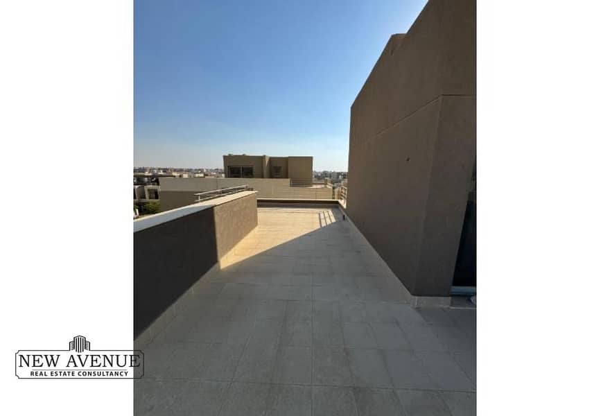 7 717e2a5d-46ee-47ea-9364-49cf0fa6fcb8. jpg