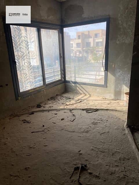 6 692356e6-3153-405e-99f1-db906459392e. jfif. jpg