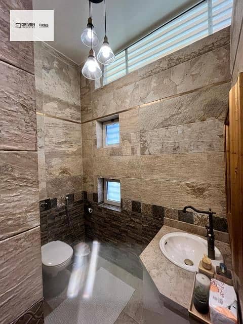 16 bd2f35bc-415b-4070-b833-89969ec2b1b0. jfif. jpg