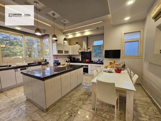 10 d3bbfbc4-c457-438a-ab30-d978a2d1073d. jfif. jpg