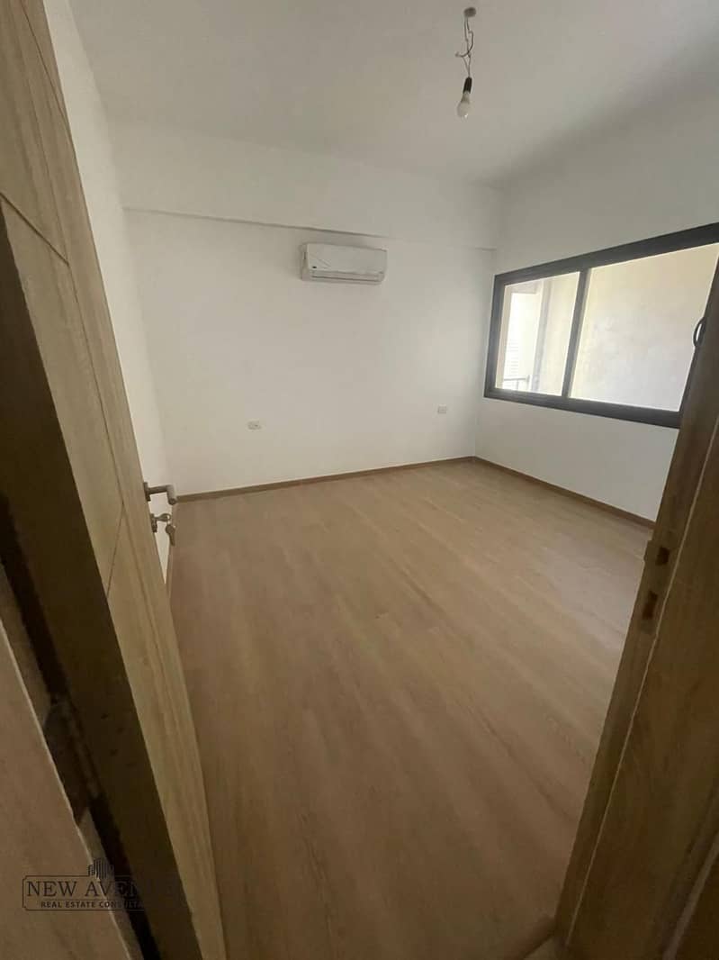 6 c435b46e-f37c-41a5-bf3f-cc8c9f1bb11b. jpg