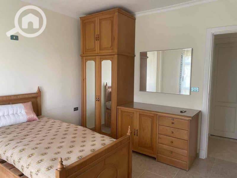 10 7562eb15-7f24-4017-af43-d3148ba43b6b. jpg