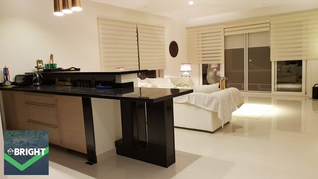 6 b6b96cce-0d33-4073-b711-a5e32df3c159. jpg