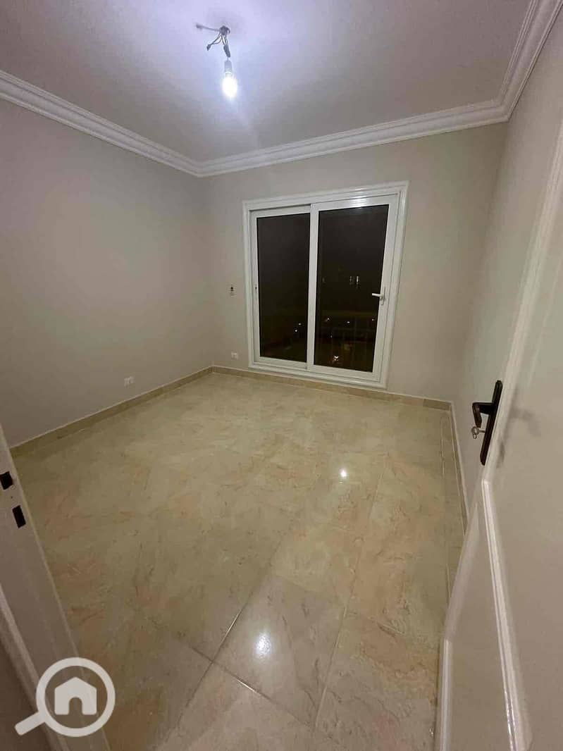 2 9bcc73d1-f60f-4fa3-bb95-760ea598ebb2. jpg