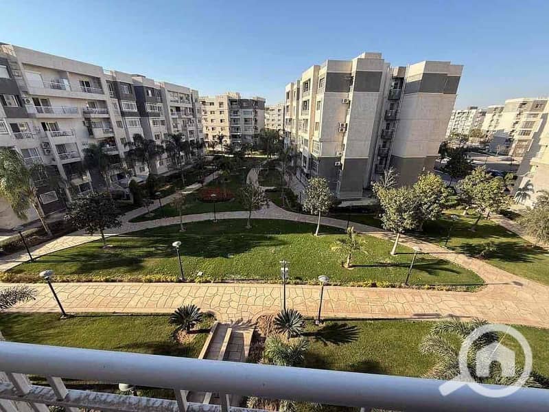 3 a69d0302-7221-4644-9b38-1023a69fa21d. jpg