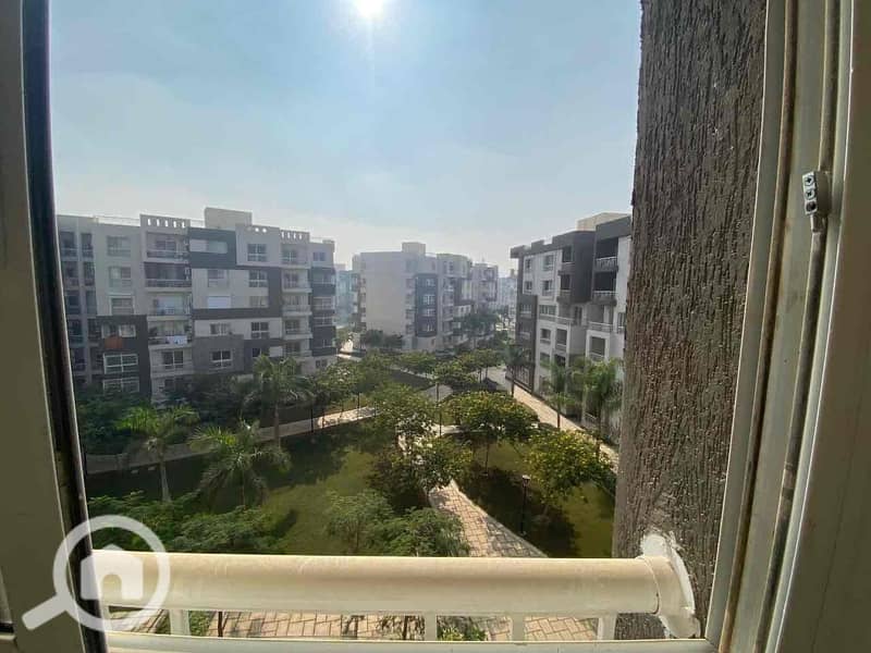 8 731d5bf7-fdb0-444e-a220-ab5f74512ba8. jpg