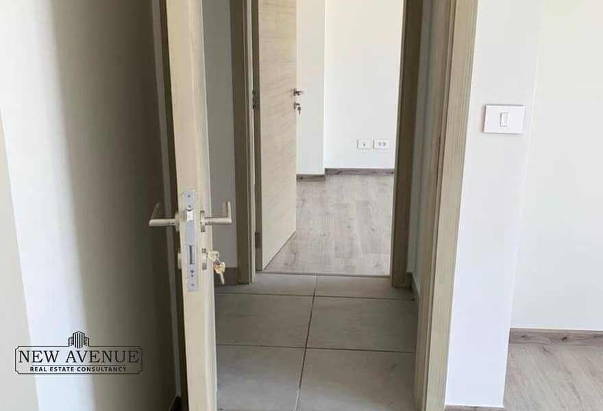 13 e72b2b69-0510-4d29-bf0e-acbf0cc33118. jpg