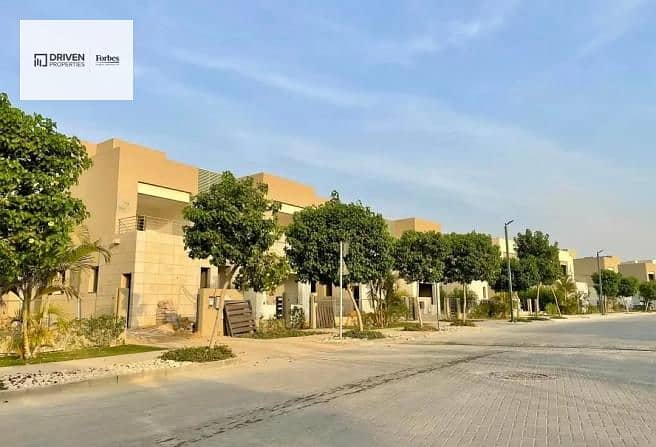 5 7930631-ef817o. jpg