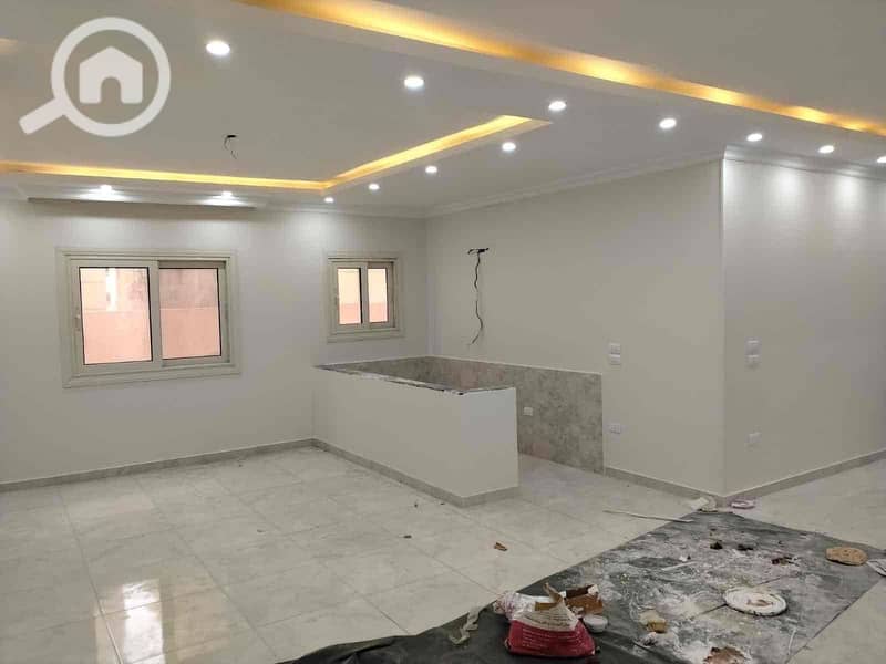 4 f6e68a92-d0cb-4051-aa43-64a8d624a1e8. jpg