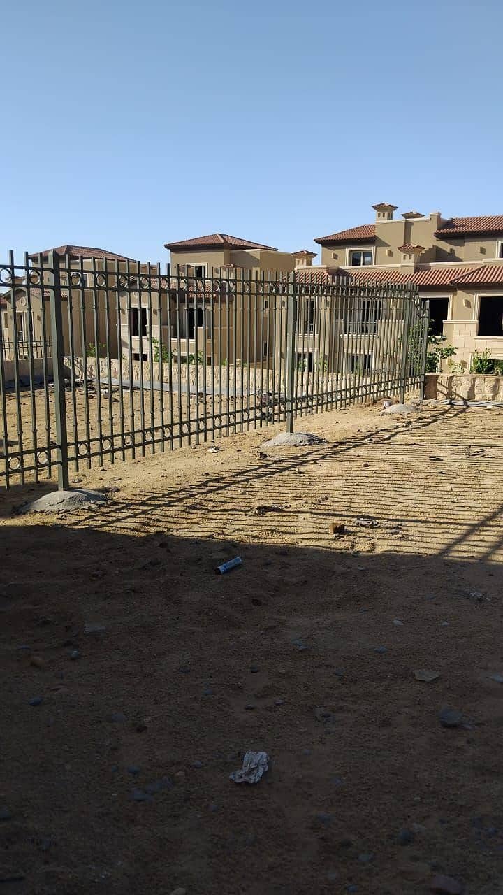 8 a284bf6b-4434-4b07-b5c6-7b7e4e704cfa. jpg