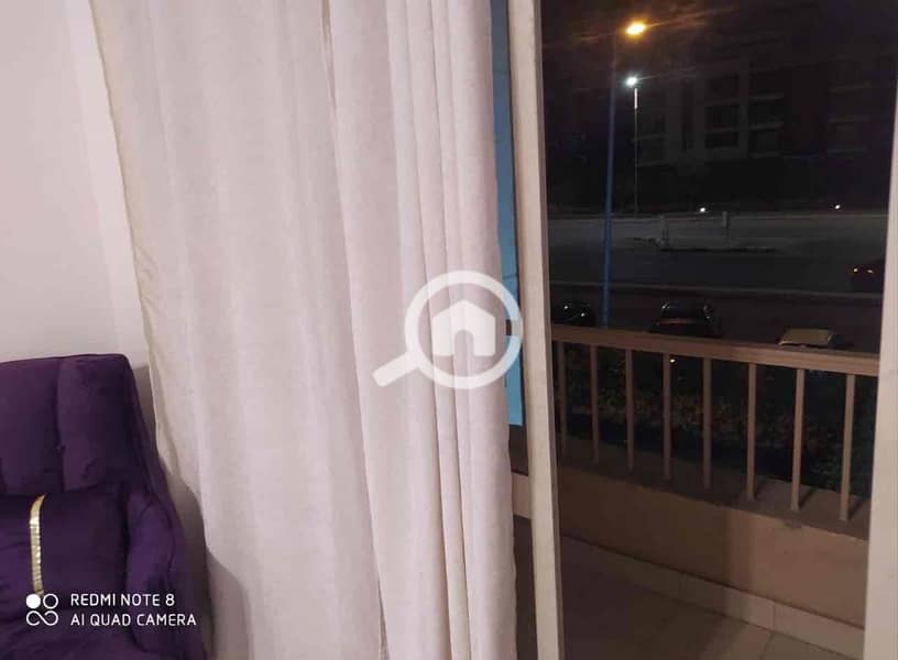 10 27153edf-7b18-4bfe-9d85-9fac2e27d246. jpg