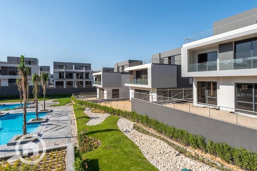 7 WhatsApp Image 2025-11-16 at 00.11. 55_75345dd0. jpg