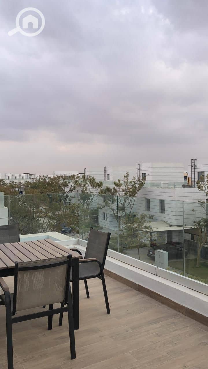 12 WhatsApp Image 2025-02-27 at 14.35. 05_5555fe08. jpg