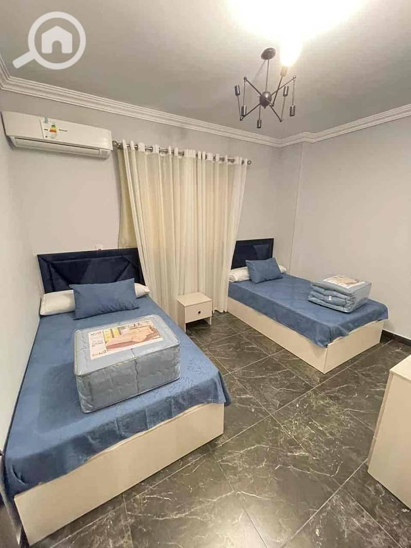 5 fe07a1cd-c29e-4c34-b3dd-ce7280ed64f9. jpg