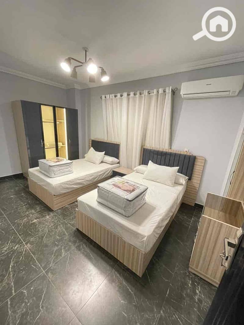 9 0ecd3418-cdb6-4186-b5ad-2b44705a81d2. jpg