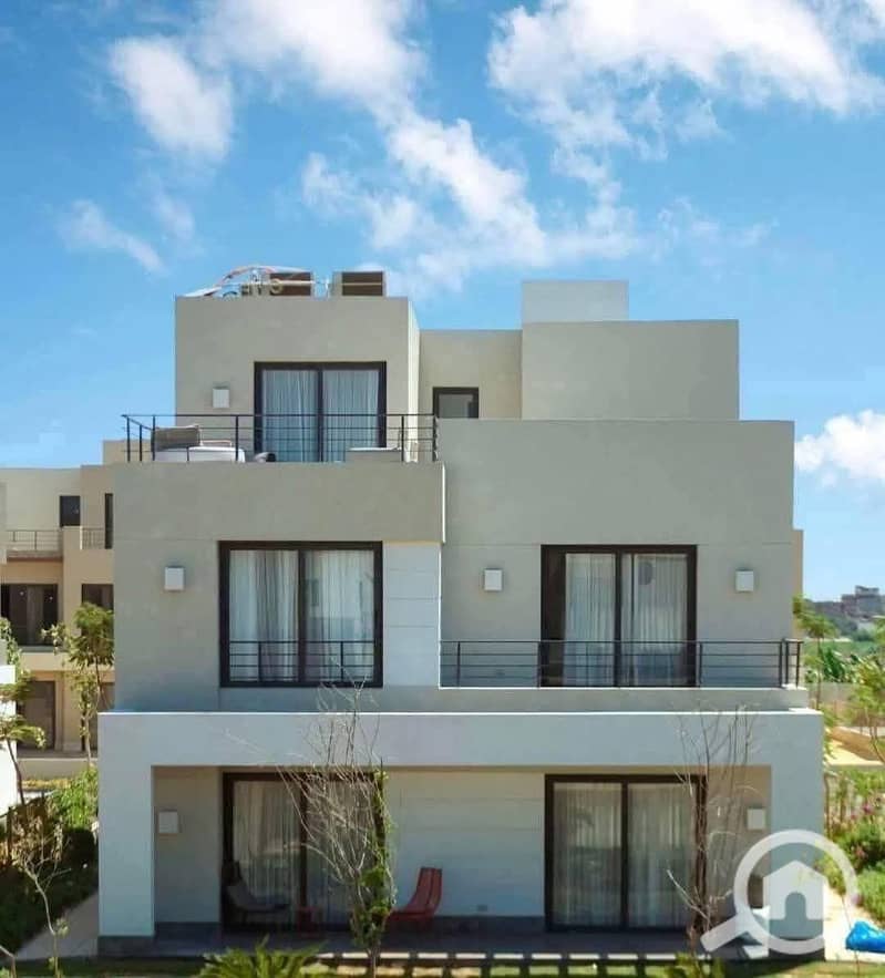 3 FB_IMG_1762098344324. jpg