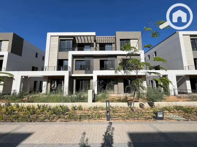 5 FB_IMG_1762098304705. jpg