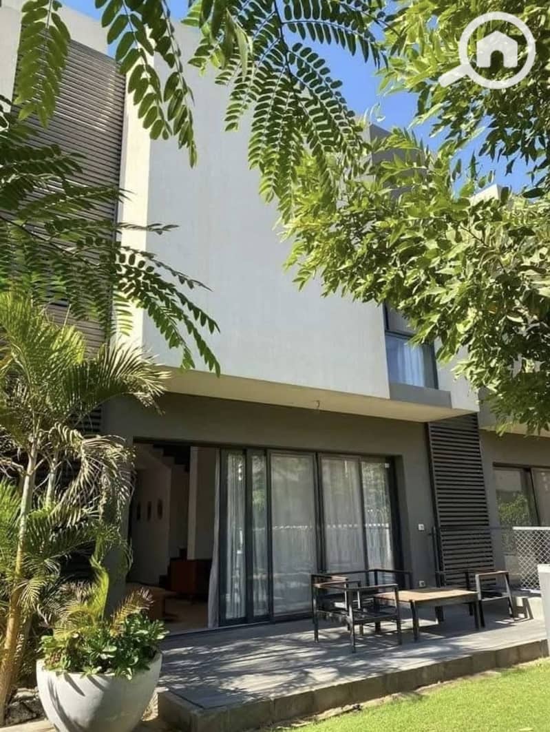 9 560574788_122147367806881770_1072597210316657216_n. jpg