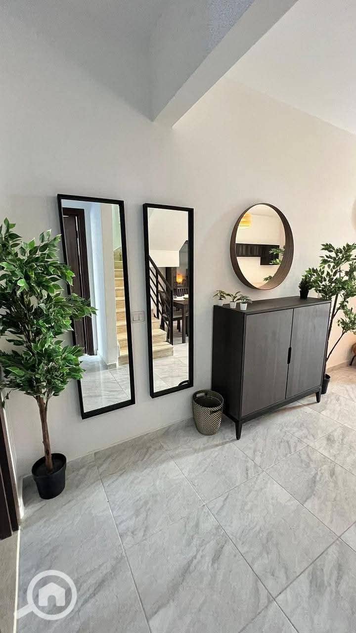 7 FB_IMG_1762892013418. jpg