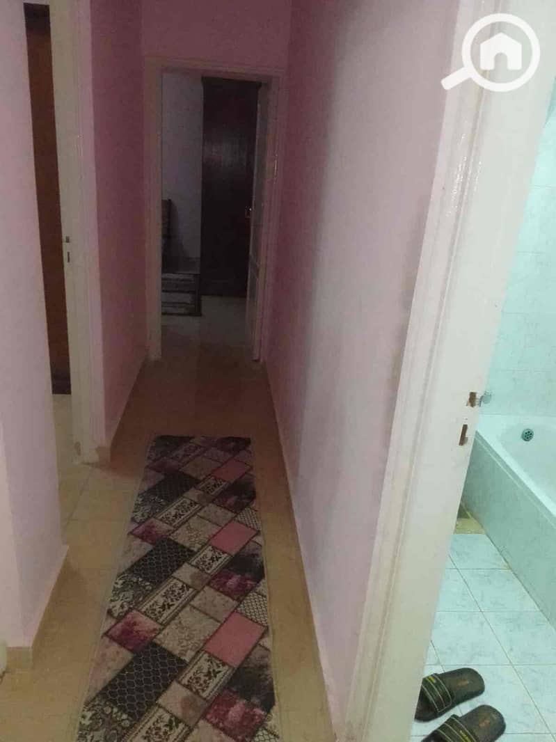 2 b568f6e6-ed88-4a6d-8f23-524282a972c7. jpg