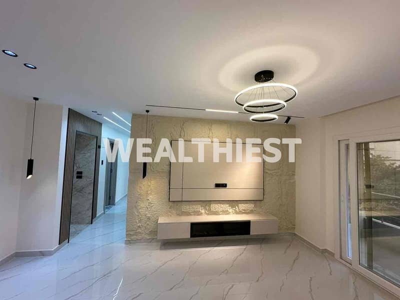 2 457e340c-05c6-425a-9d19-ed3b15e9ecde. jpg