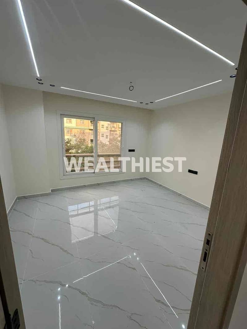 9 b3ba7539-b8d2-48b1-9396-97f1606de2c0. jpg